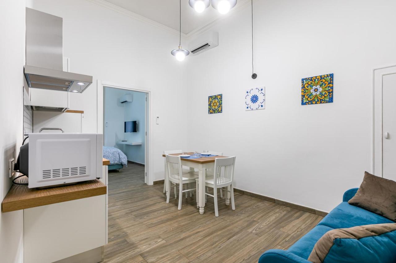 Vittorio Emanuele Charming Central Flats Палермо Екстериор снимка