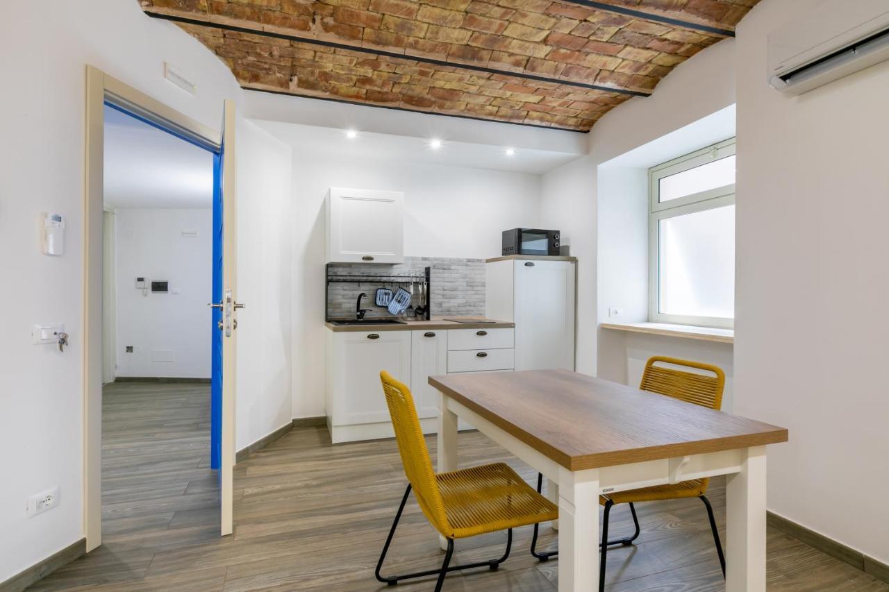 Vittorio Emanuele Charming Central Flats Палермо Екстериор снимка