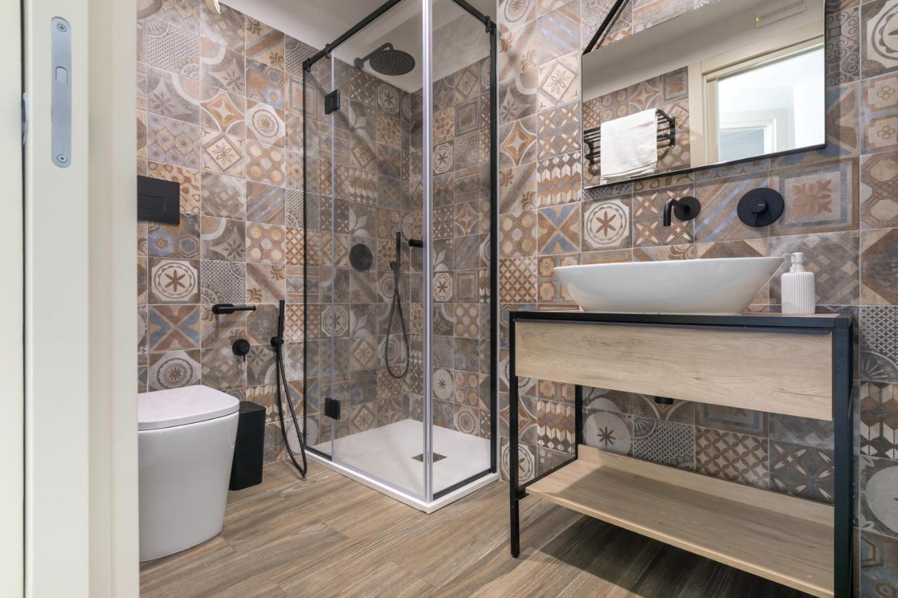 Vittorio Emanuele Charming Central Flats Палермо Екстериор снимка
