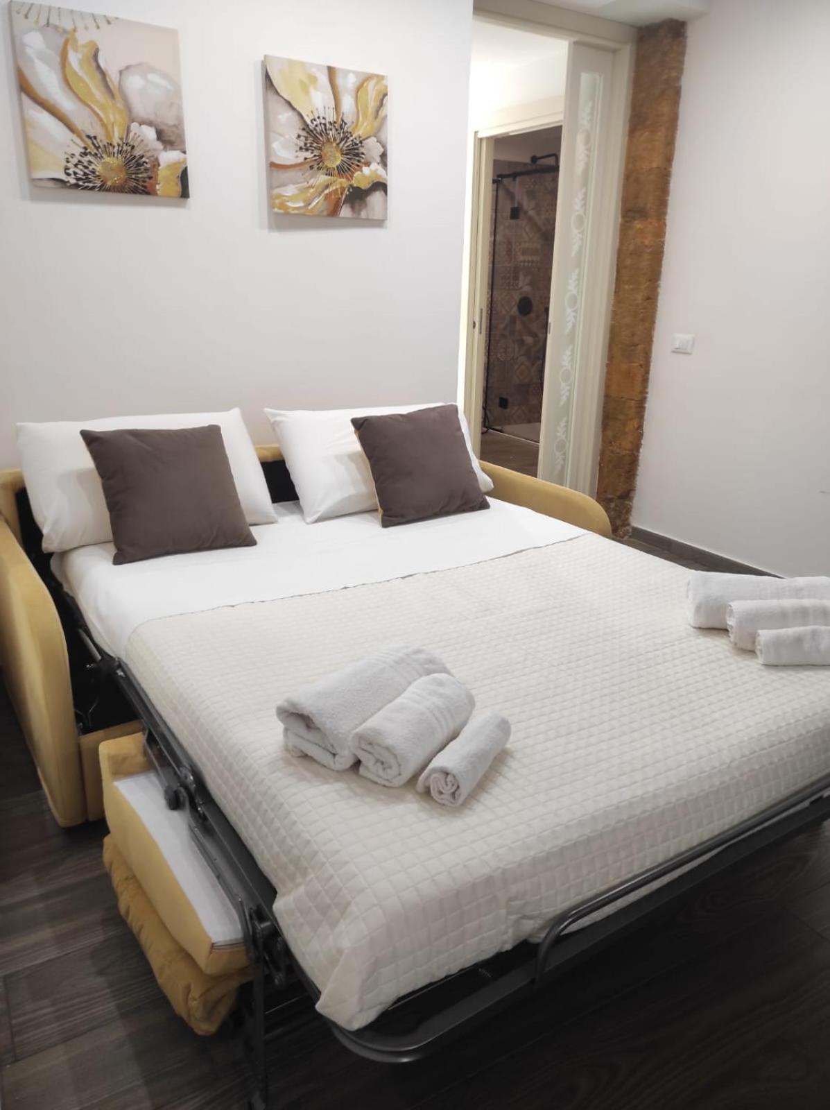 Vittorio Emanuele Charming Central Flats Палермо Екстериор снимка