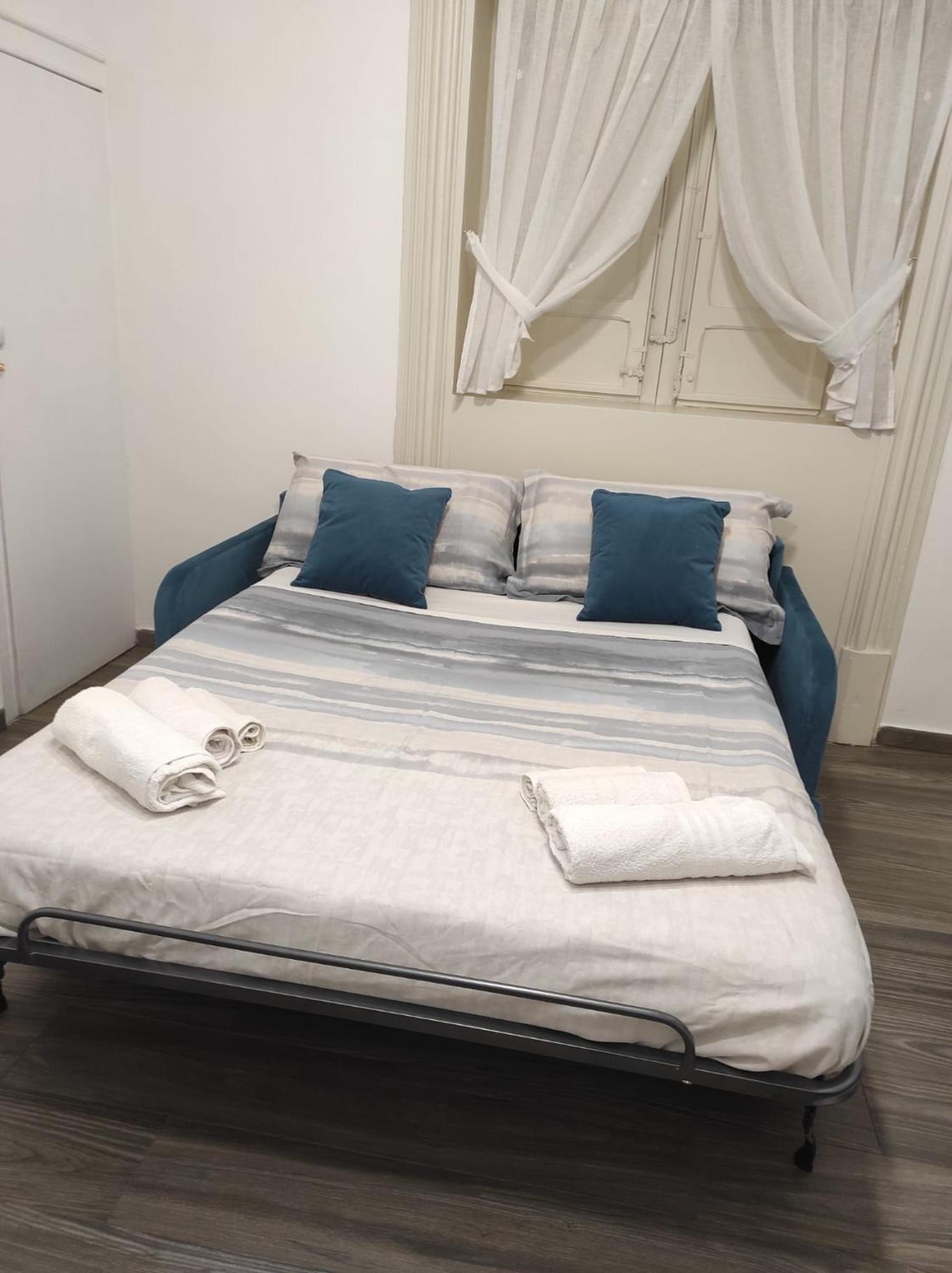 Vittorio Emanuele Charming Central Flats Палермо Екстериор снимка